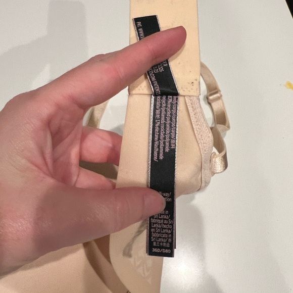 NWOT Victorias Secret Multi Way Cream Colored Bra - Size 36D - Picture 3 of 5